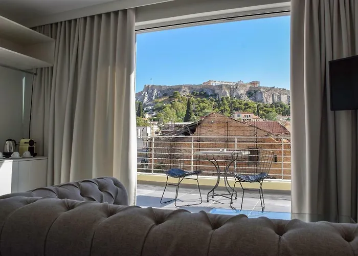 24K Athena Suites